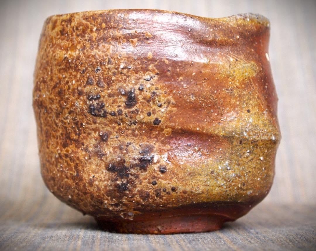 作家友利幸夫師:末石泰節備前窯変焼酎杯A ぼたん☆友利 作家友利幸夫師:末石泰節備前窯変焼酎杯A ぼたん☆友利